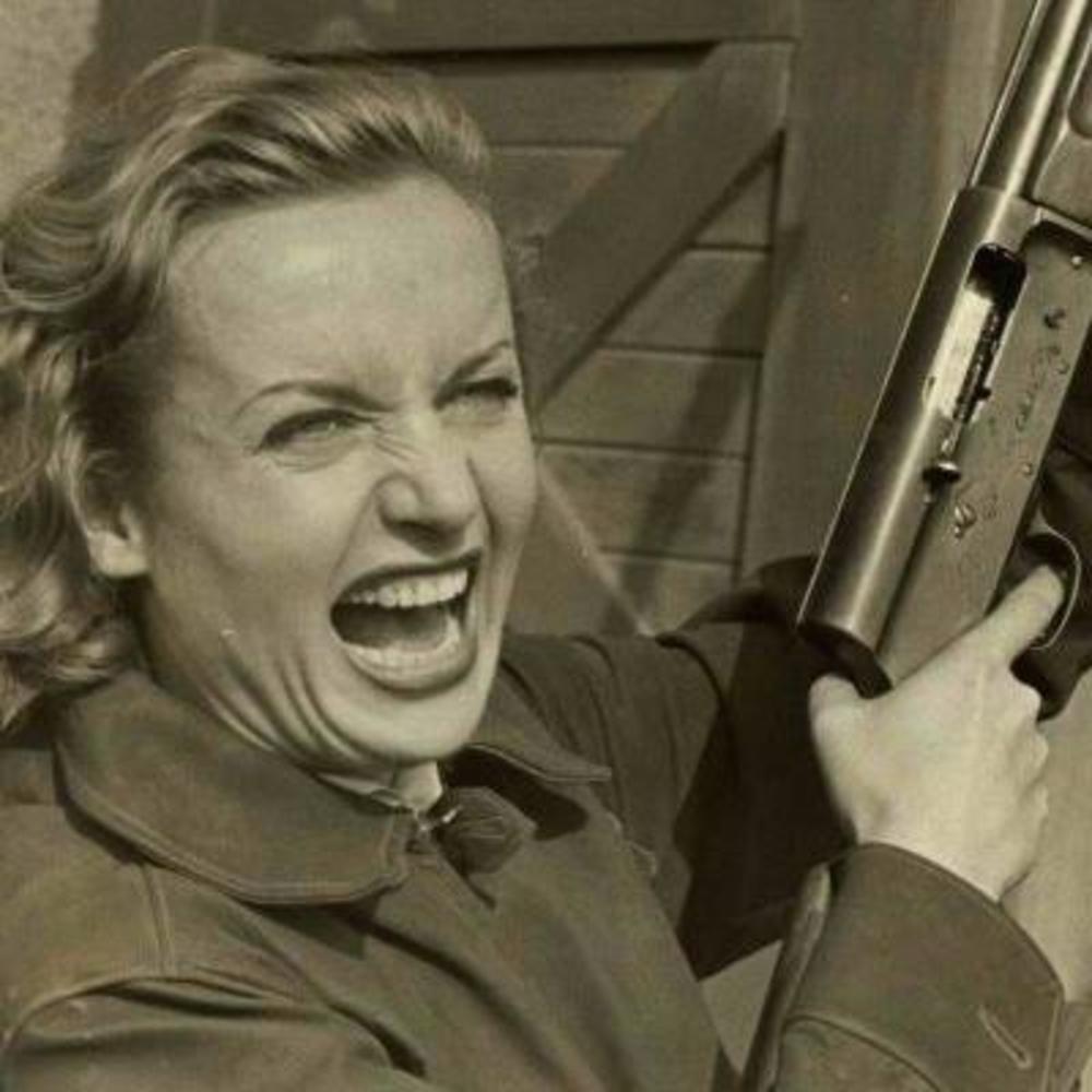 Meet your Posher, Alexis